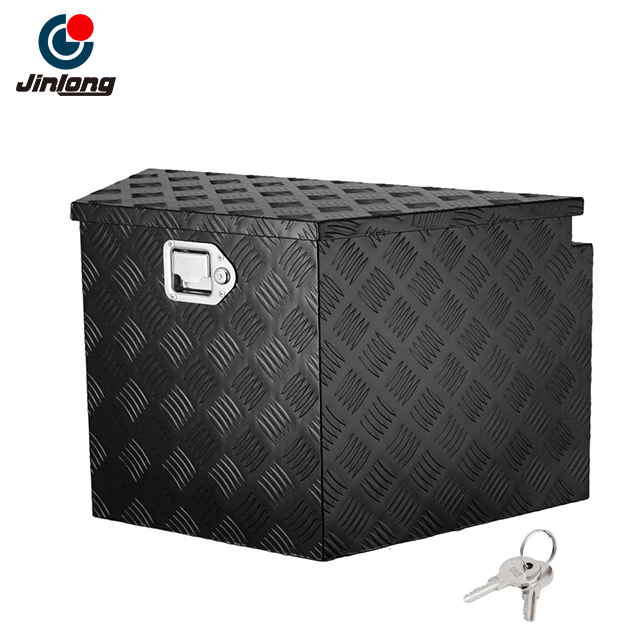 Weather resistance and structural integrity of an aluminum trailer tongue box
